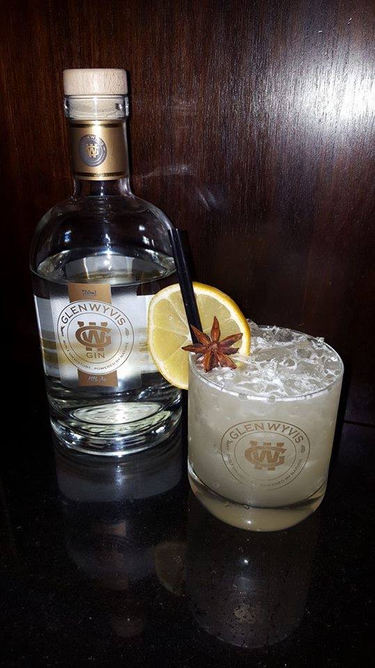 11215094_568122706677348_5311481477052434317_n gin cocktail