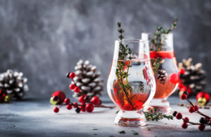 christmas gin cocktail