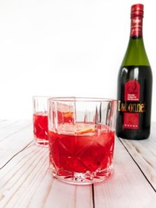 The Queen's Dubonnet Gin Cocktail